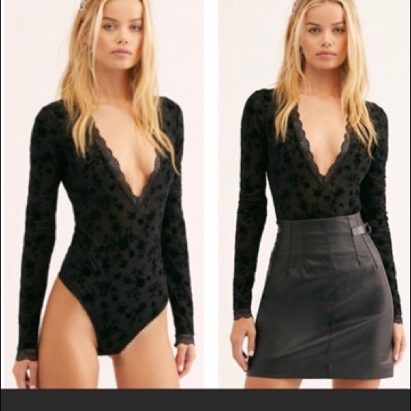 Free People Tops - FREE PEOPLE Velvet Burnout Long Sleeve Bodysuit